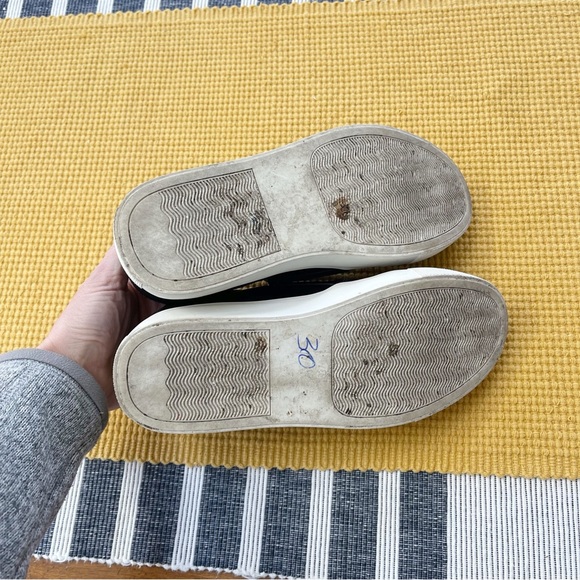 STEVE MADDEN ECENTRCQ BLACK QUILTED FAUX LEATHER SLIP ON SNEAKER - Picture 12 of 12